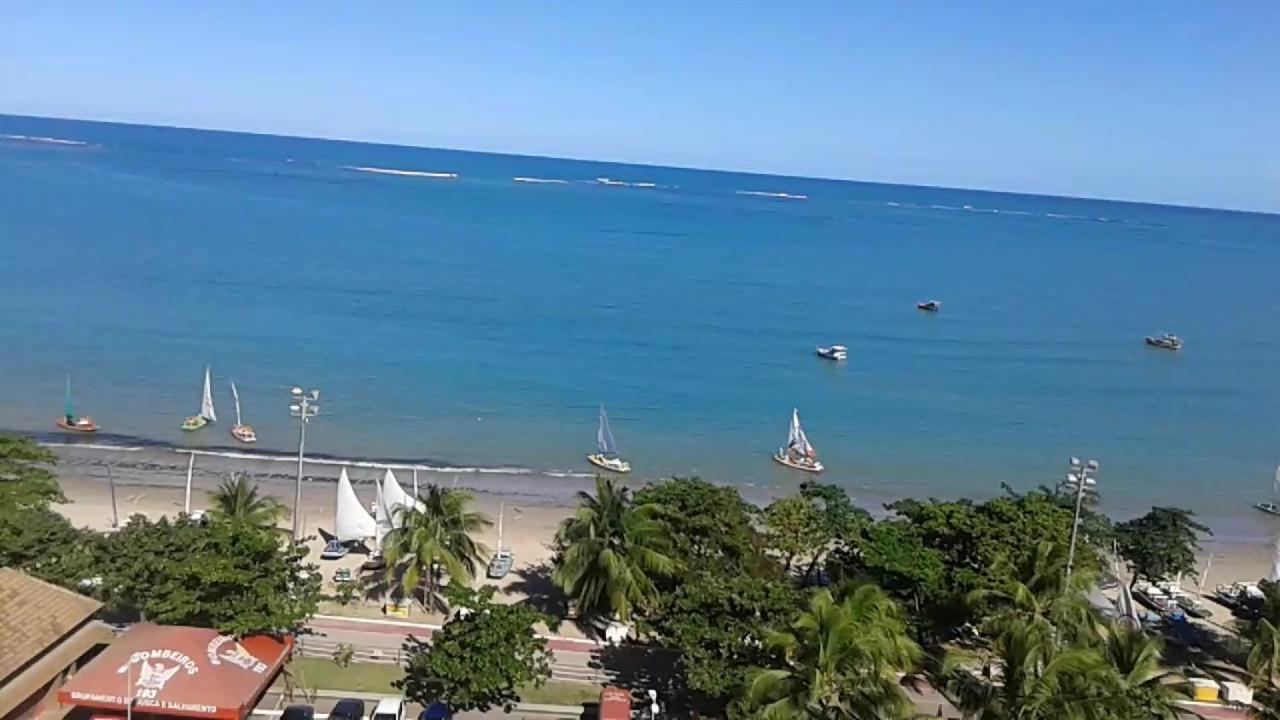 Na Beira Mar Pajuçara: Beachfront Apartment with Lateral Sea View Maceio  Exterior photo